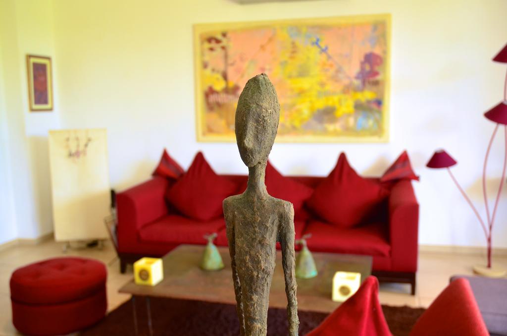 Hotel Maison Rouge Котону Экстерьер фото